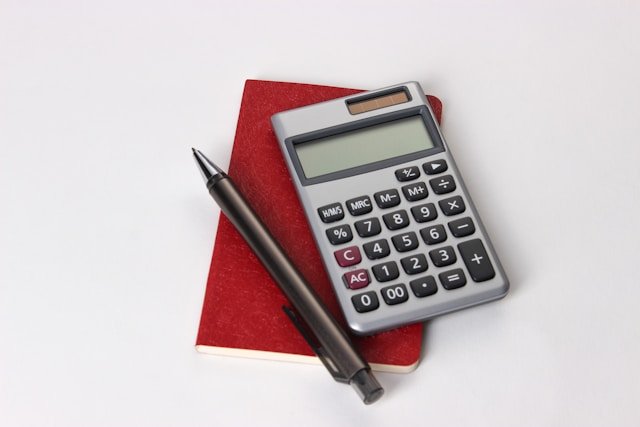 How Parents Prepare for Future Graduate Education Expenses